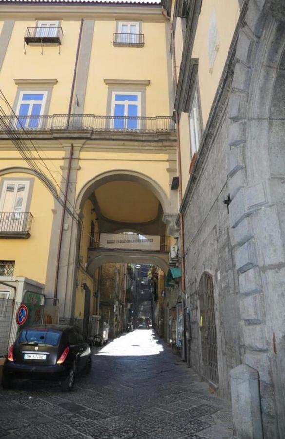 Roy Nel Cuore Di Napoli Hotel Exterior foto